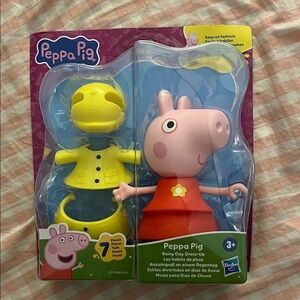 Hasbro Peppa Pig Dress-Up Set with Yellow and Red Outfit